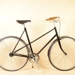 Vintage Mixte . Sturmey Archer 3 Indv Gear. Str 61